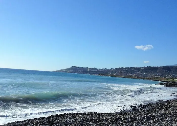 Daire Bell'alloggio A Due Passi Dalle Spiagge Di Riva Ligure