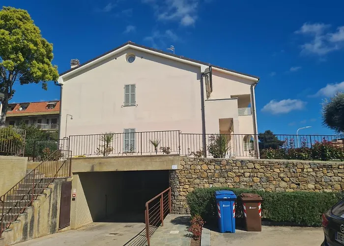 Bell'alloggio A Due Passi Dalle Spiagge Di *