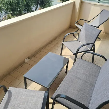 Lägenhet Bell'alloggio A Due Passi Dalle Spiagge Di *