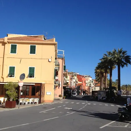 Apartament Bell'alloggio A Due Passi Dalle Spiagge Di