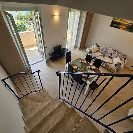 Bell'alloggio A Due Passi Dalle Spiagge Di Riva Ligure